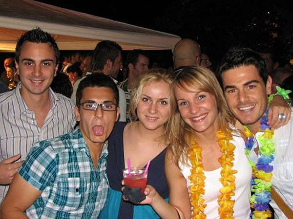 pareoparty.com